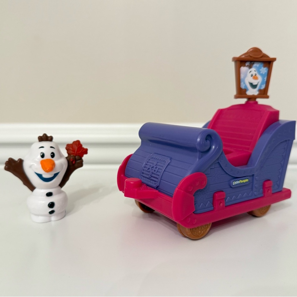 Little People Frozen Olaf Float